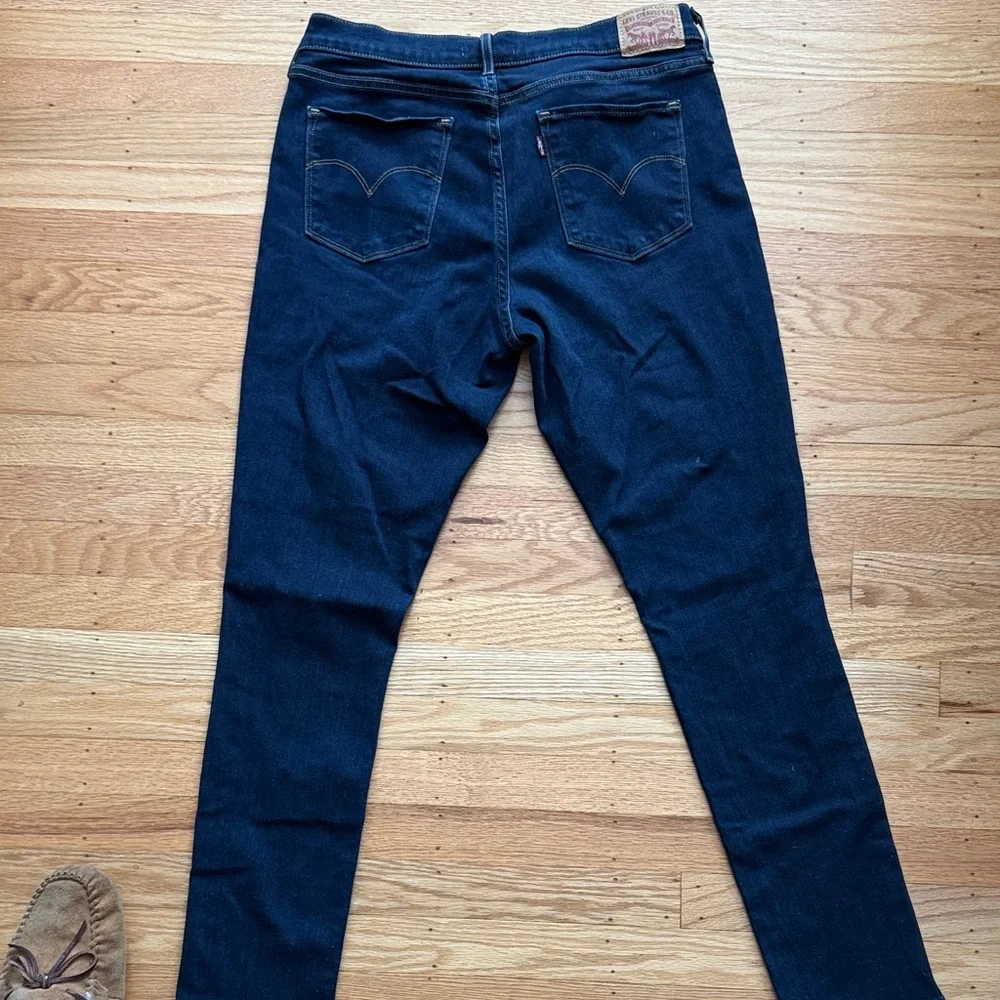Levi's Dark Blue 311 Shaping Skinny Jeans - Picture 4 of 5